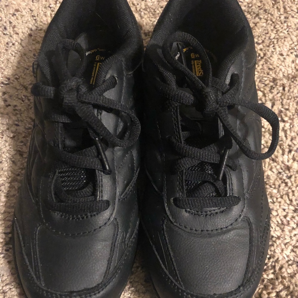 Work shoes